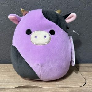 alexie 8” squishmallow